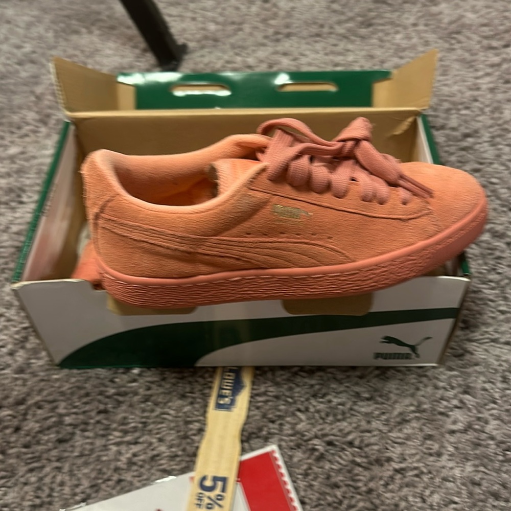 Suede jr desert flower women’s puma shoe